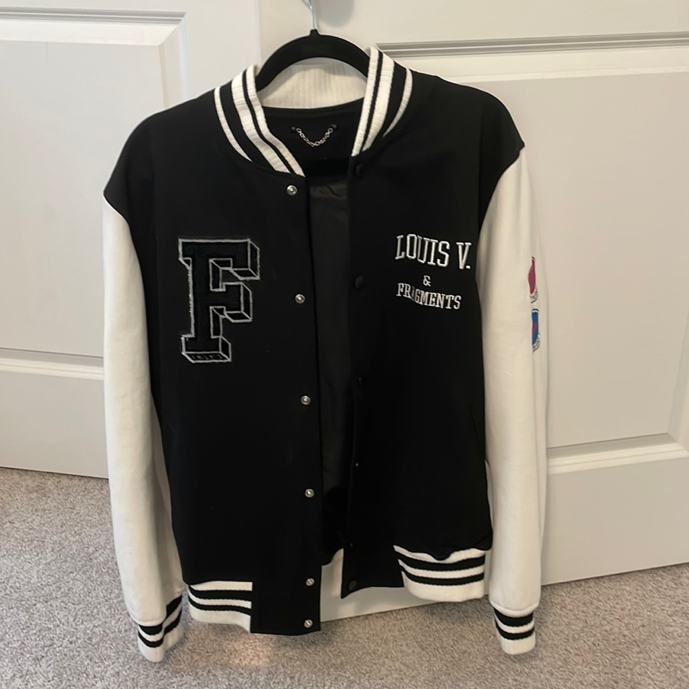Louis Vuitton Fragment Bomber Jacket )LIMITED EDITION) ✅